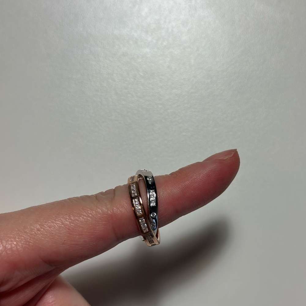Elegant Gold and Silver Women's Ring